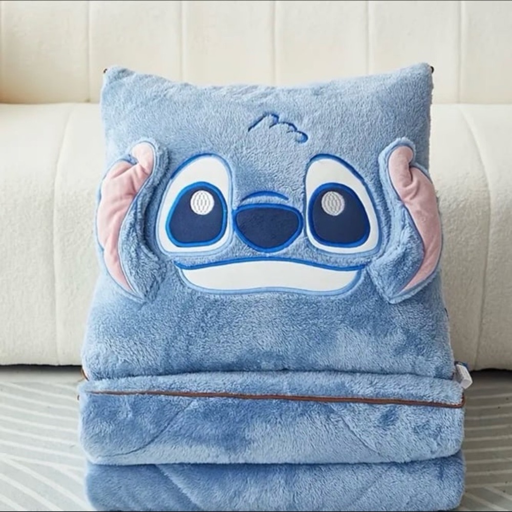 1pc, Disney Stitch 2-In-1 Pillow And Blanket Set, Featuring a Modern Cartoon - Picture 2 of 5